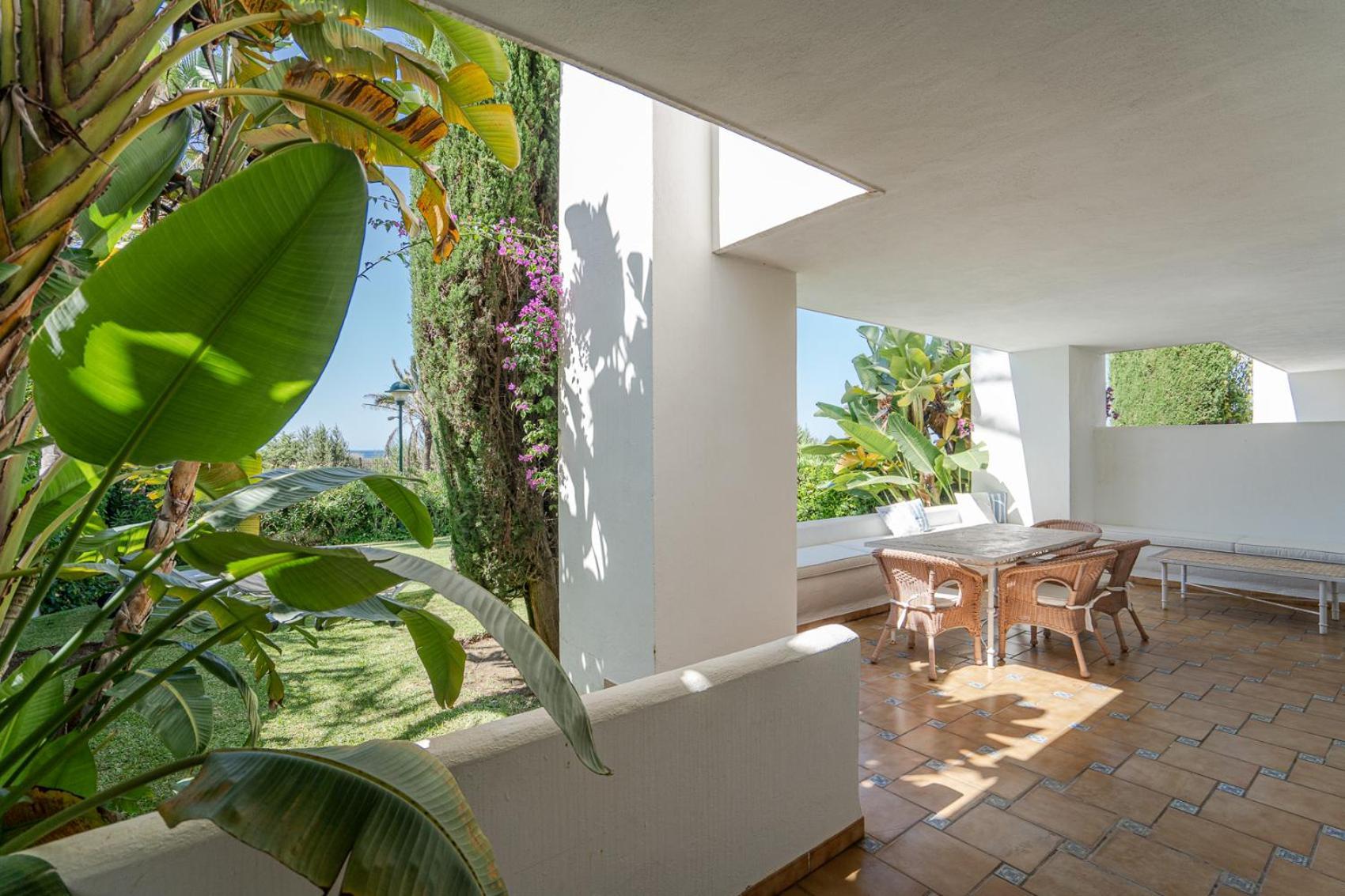 Front-line Garden In Palm Beach, Lejlighed